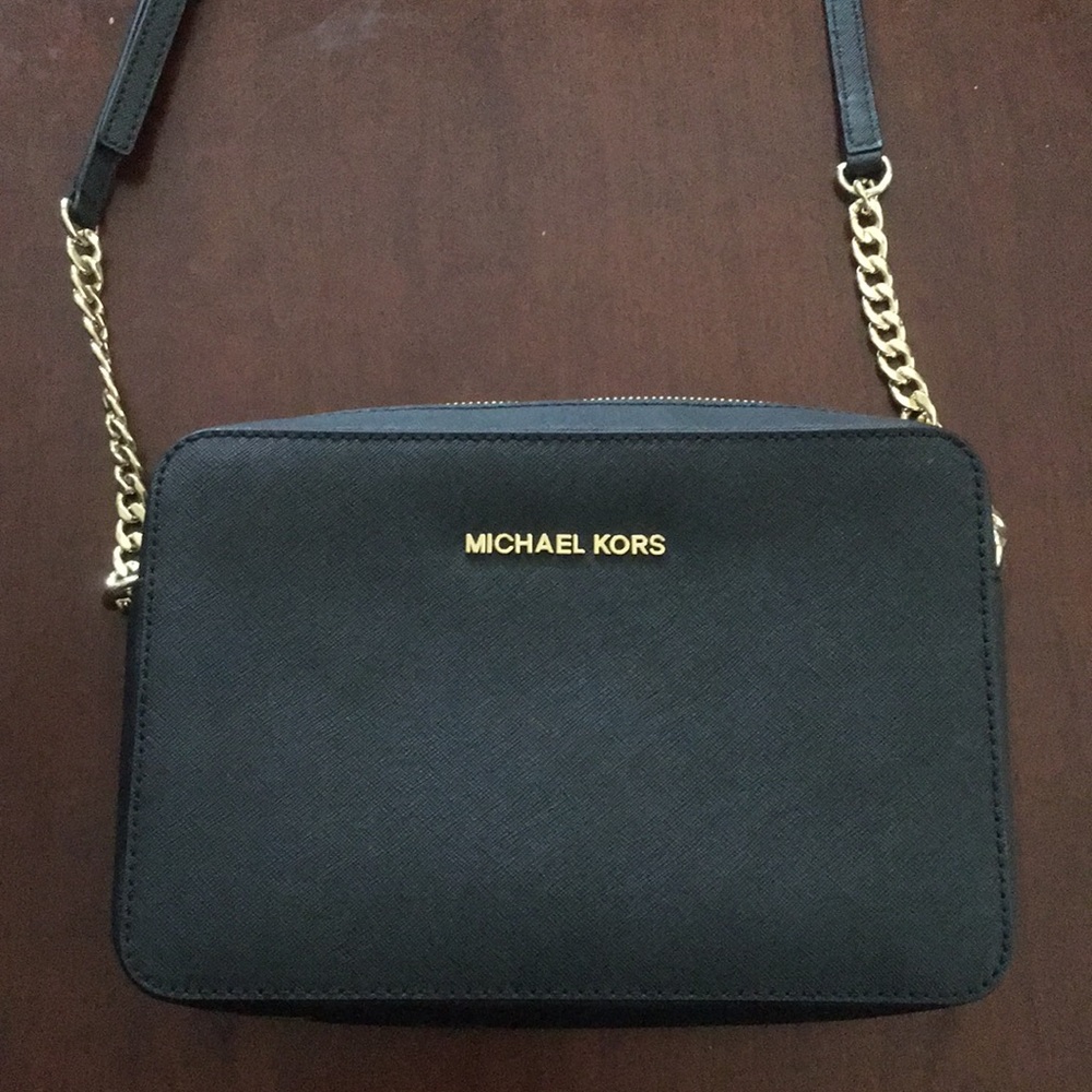 michael kors black cross body bag